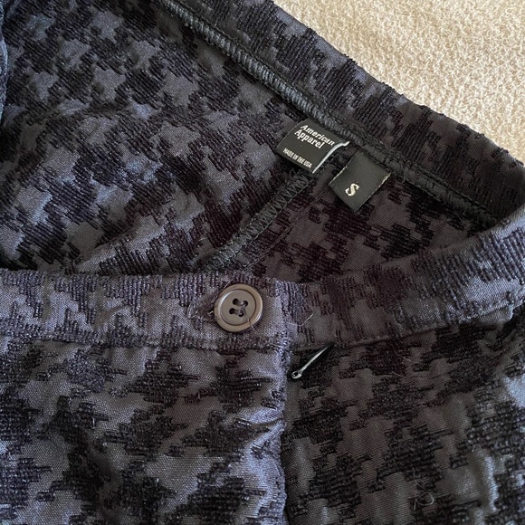 American Apparel Black Houndstooth Tap Shorts - Picture 6 of 8